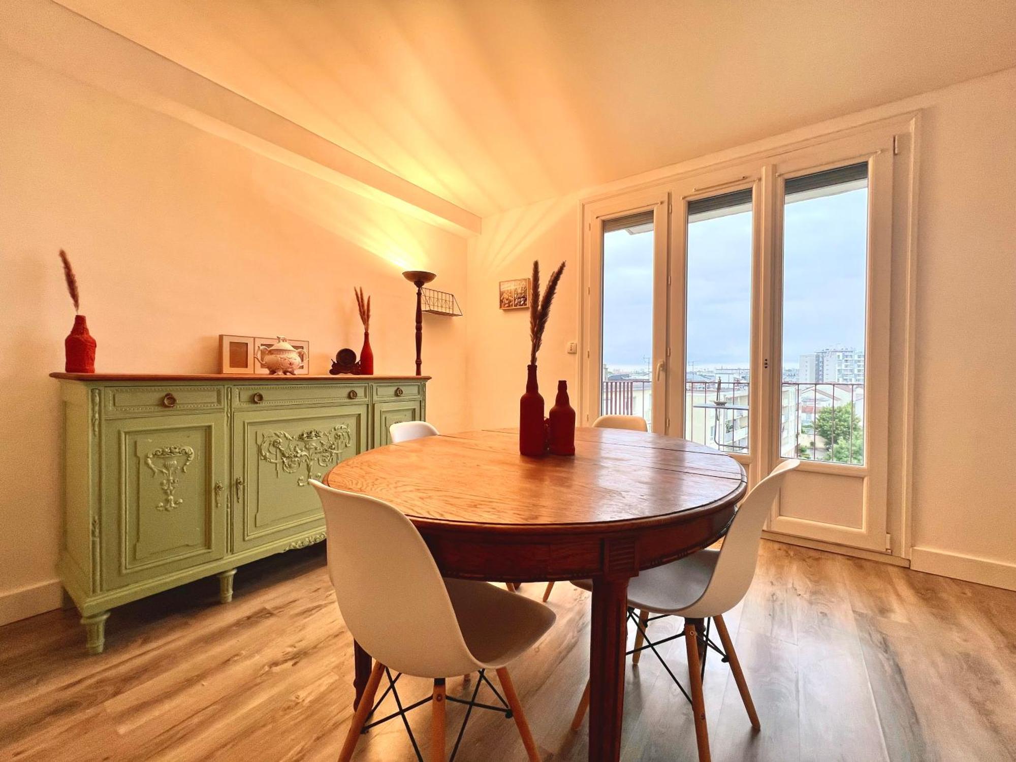 Appartement au temps des rois. Gare centre Reims Extérieur photo